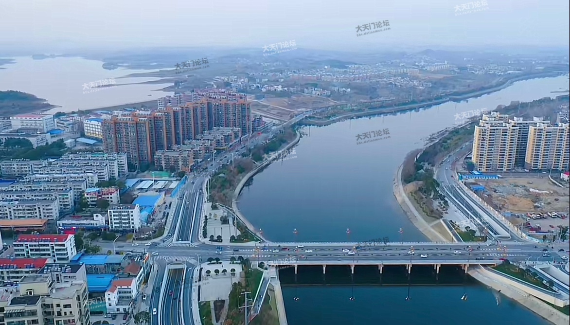 红安二桥双侧立交(实景航拍)